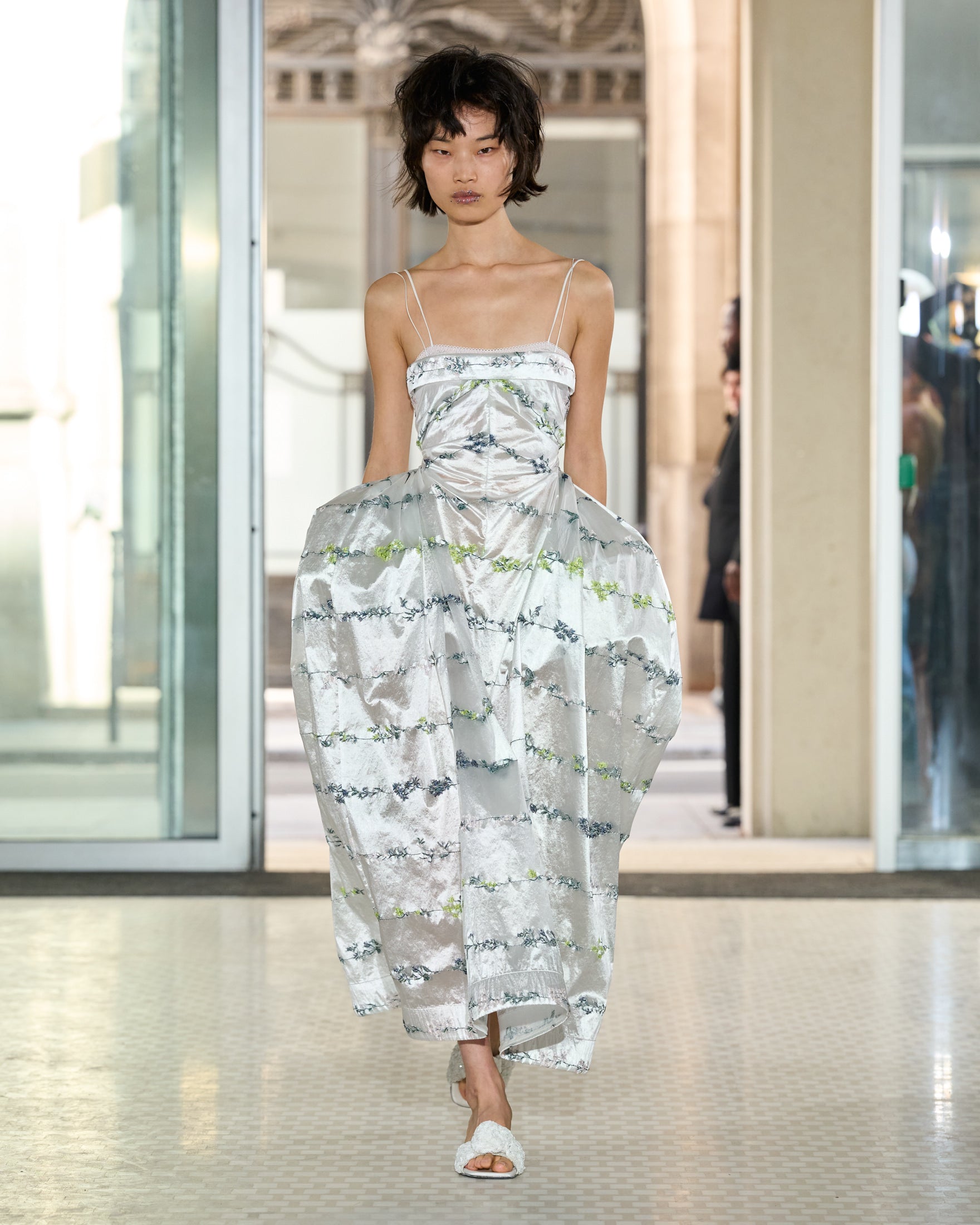 CBGRACIELA | GOWN DAINTY JACQUARD WHITE MULTI
