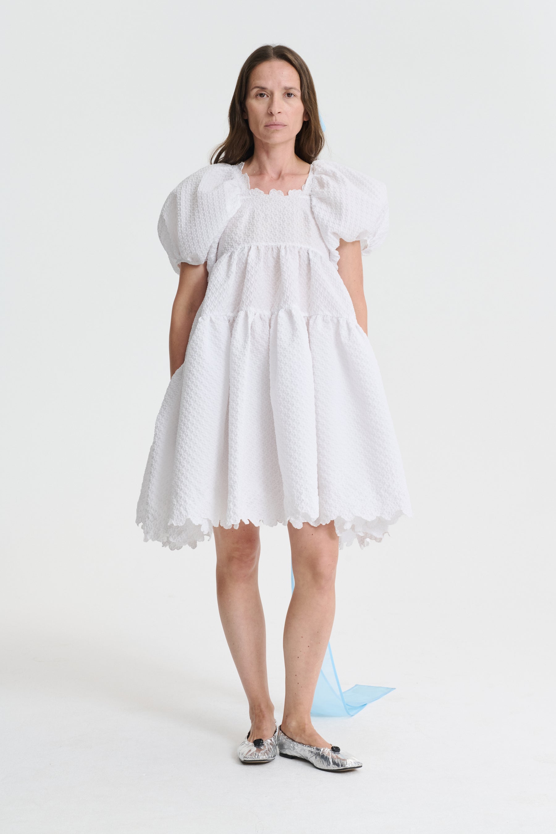 RONJA | DRESS EMB. BLOSSOM MATELASSÉ WHITE