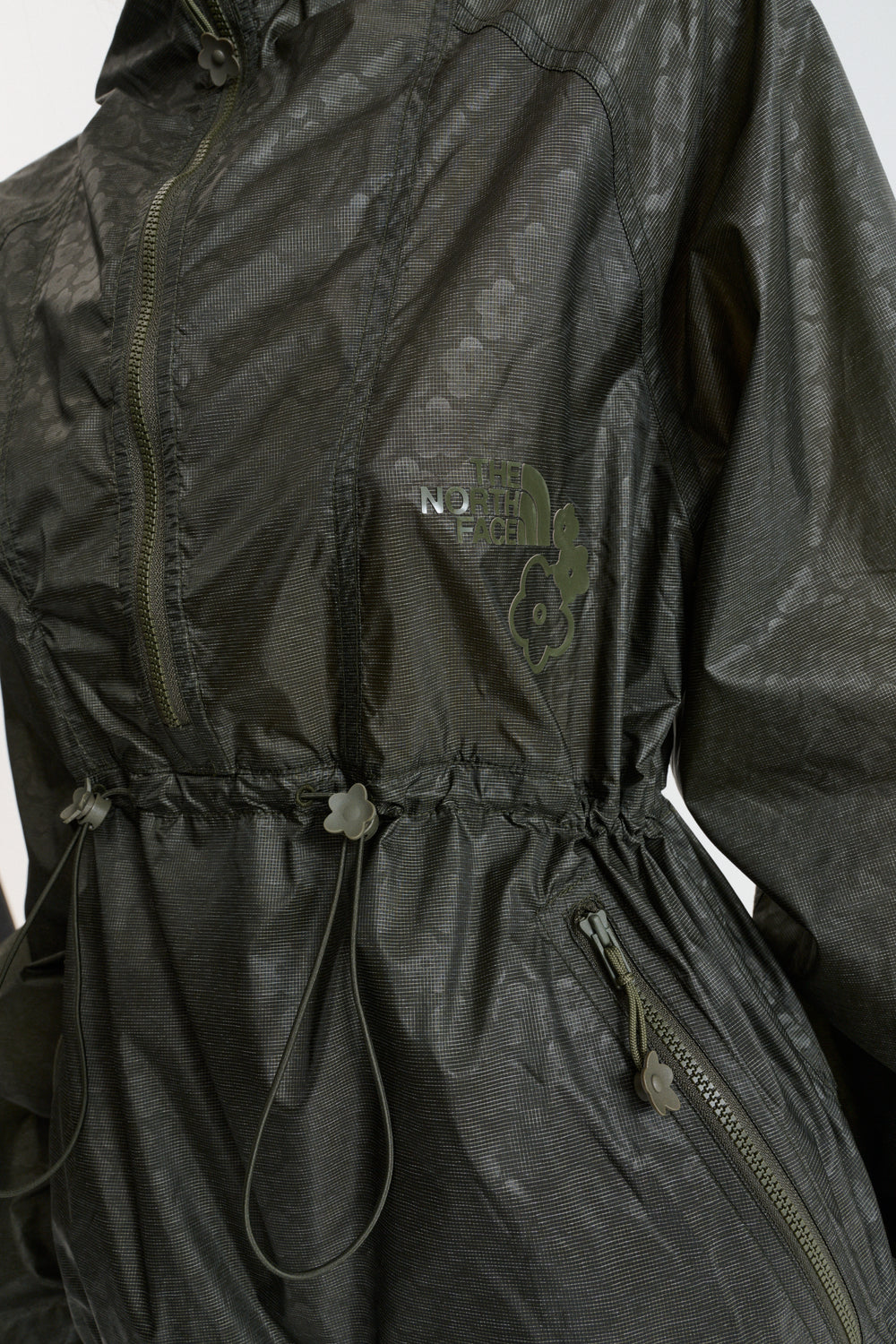 THE NORTH FACE X CECILIE BAHNSEN MARLOWE PULLOVER WIND | JACKET NYLON | FOREST NIGHT GREEN