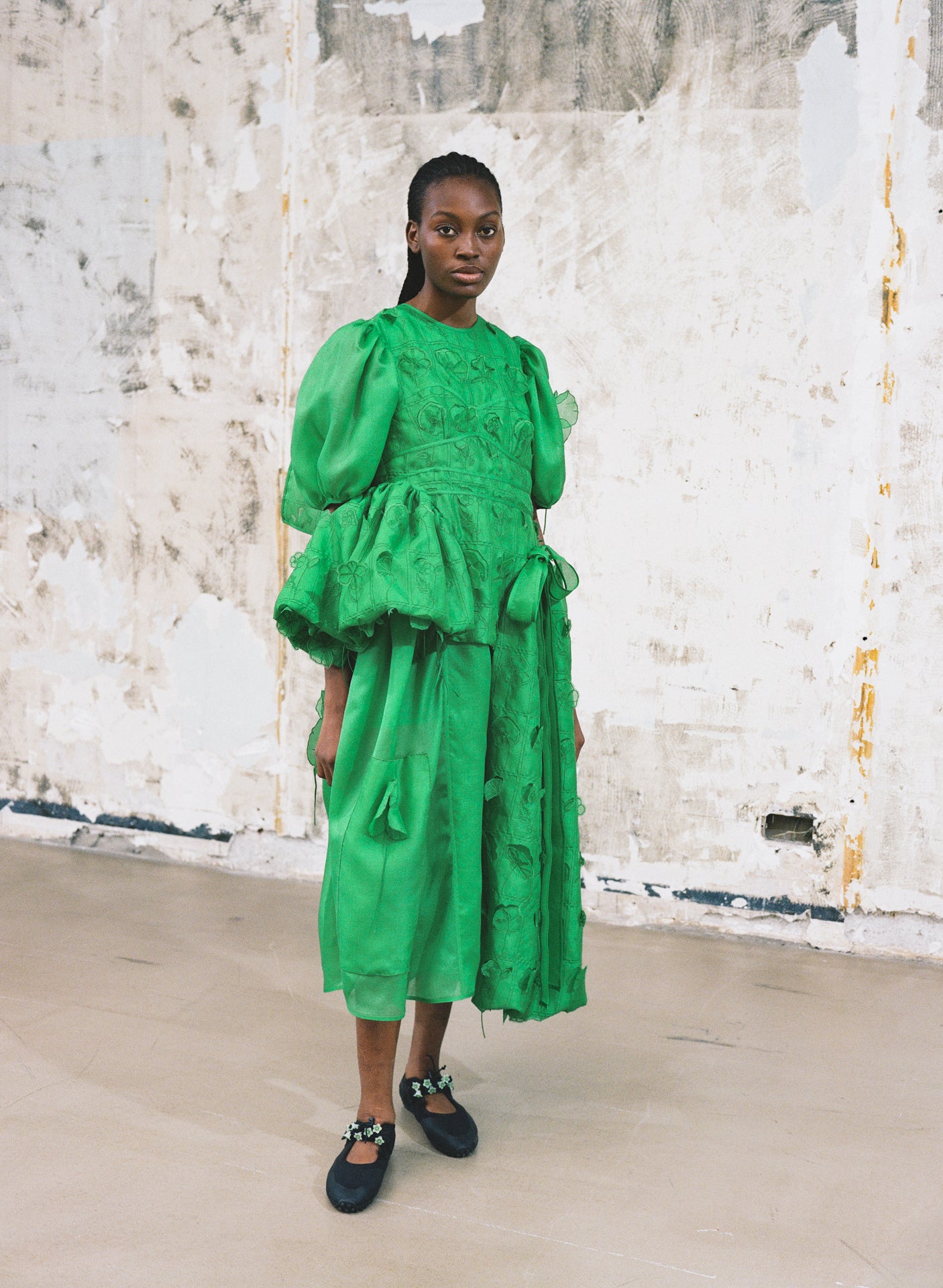 DOLORES | OVERLAY HERBARA DRIZZLED EMB EMERALD GREEN – Cecilie Bahnsen