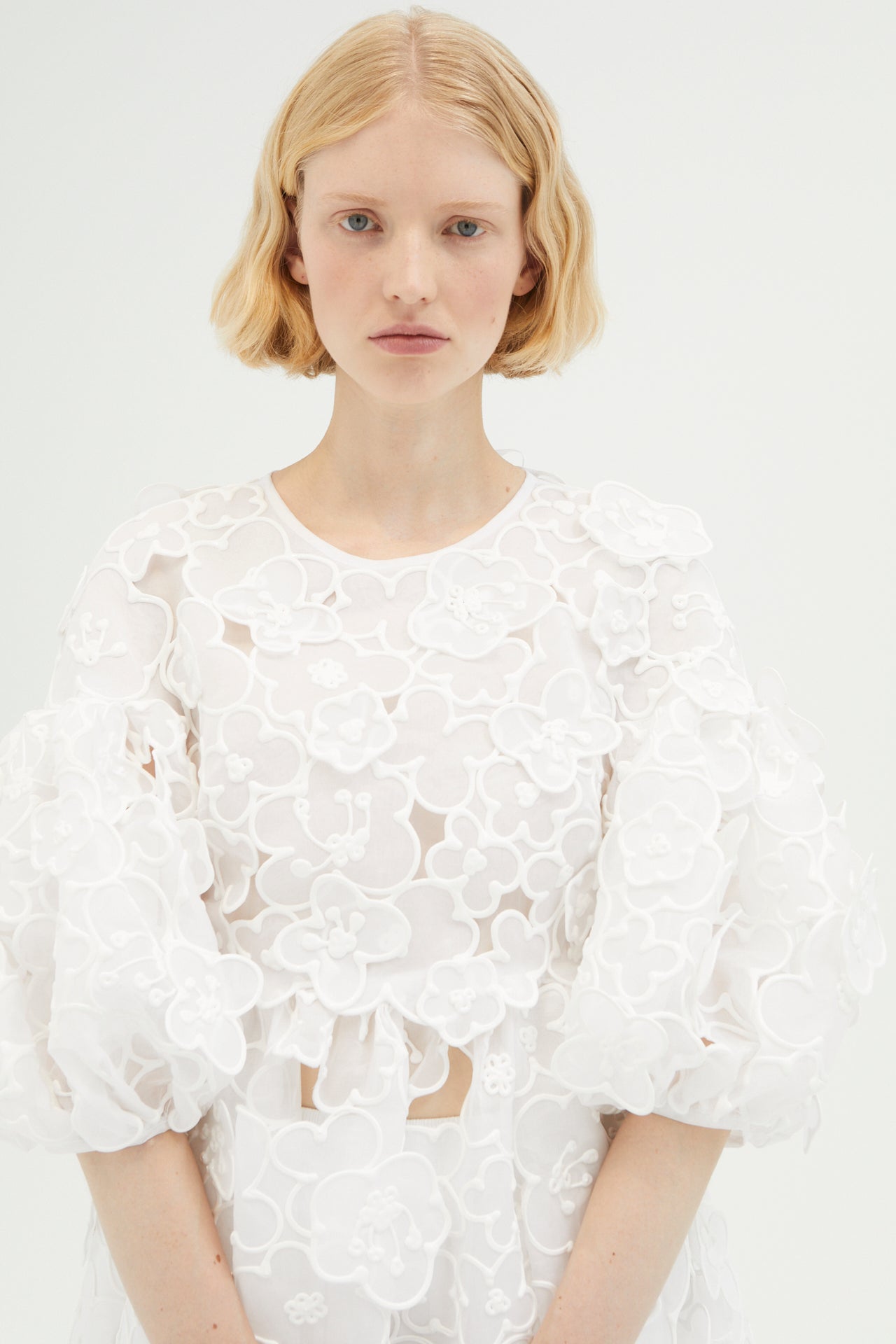 JEANNE | DRESS CAMELLIA 3D ORGANDIE WHITE