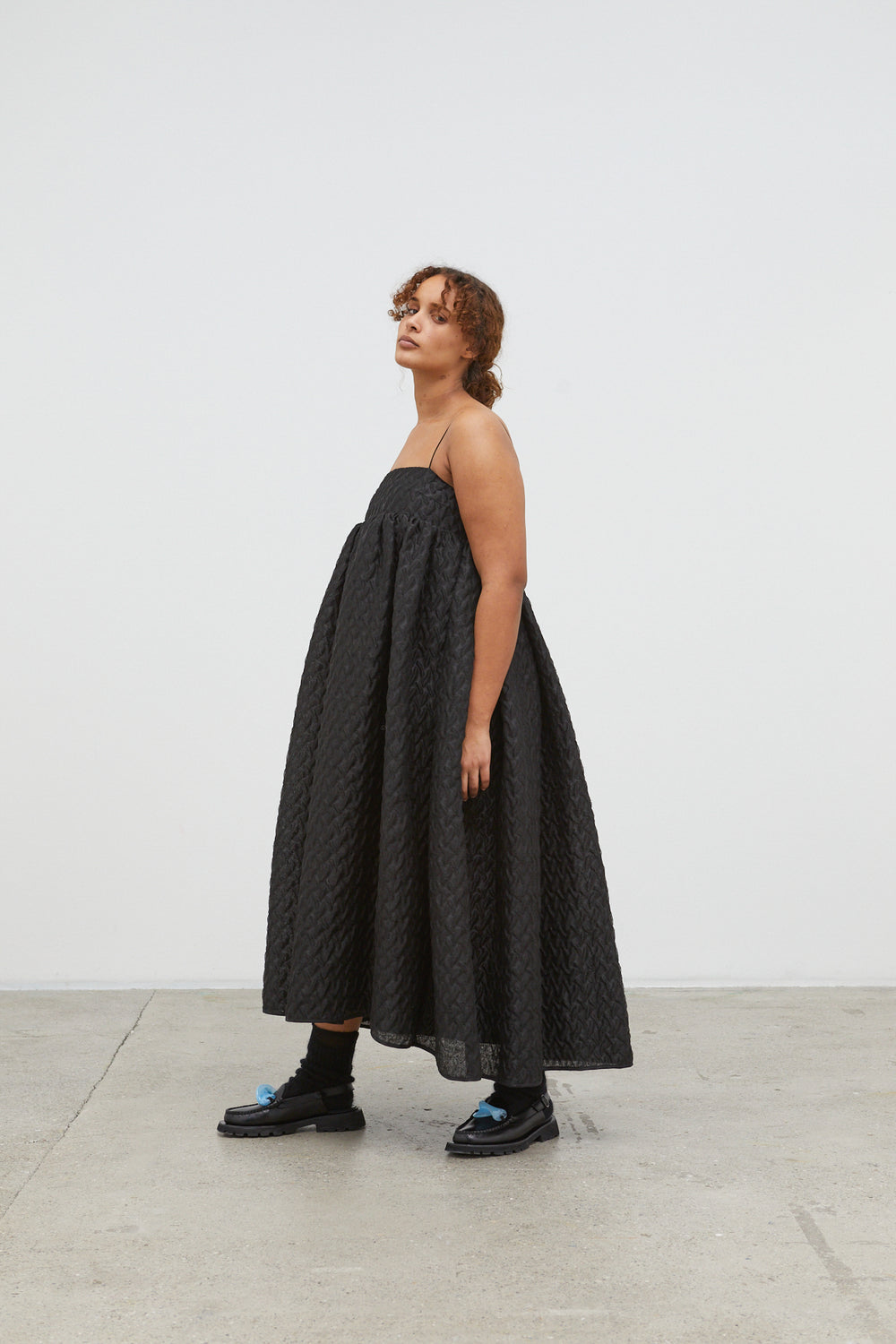 BETH | DRESS LINEN PLISSÉ BLACK